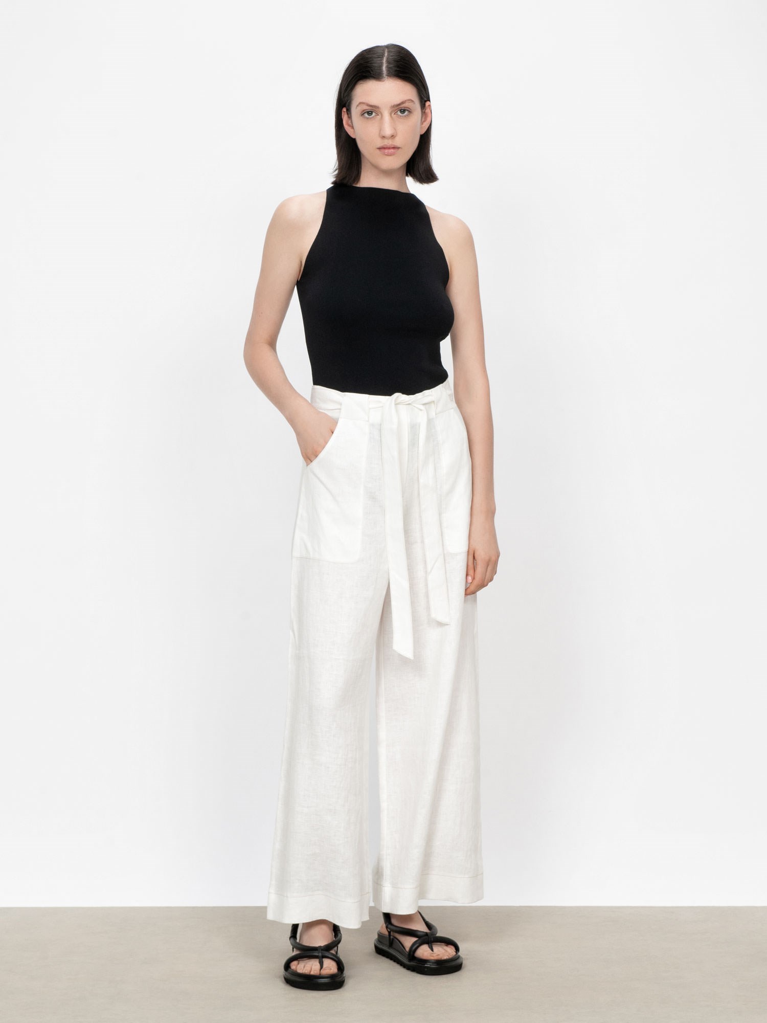 Minimalist Linen Cropped Pant | Buy Pants Online - Veronika Maine